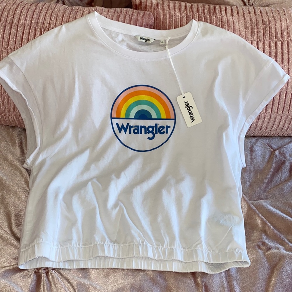 Cute rainbow wrangler top